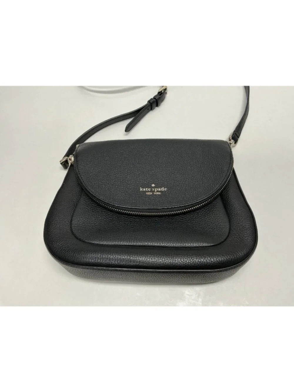 Kate Spade New York Leila Flap Crossbody Bag Purse Black Pebbled Leather Gold